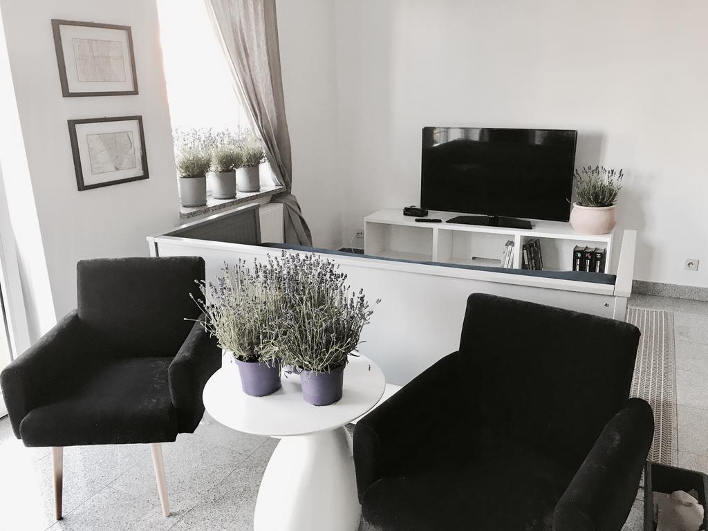 Apartament Lavender シレーム エクステリア 写真
