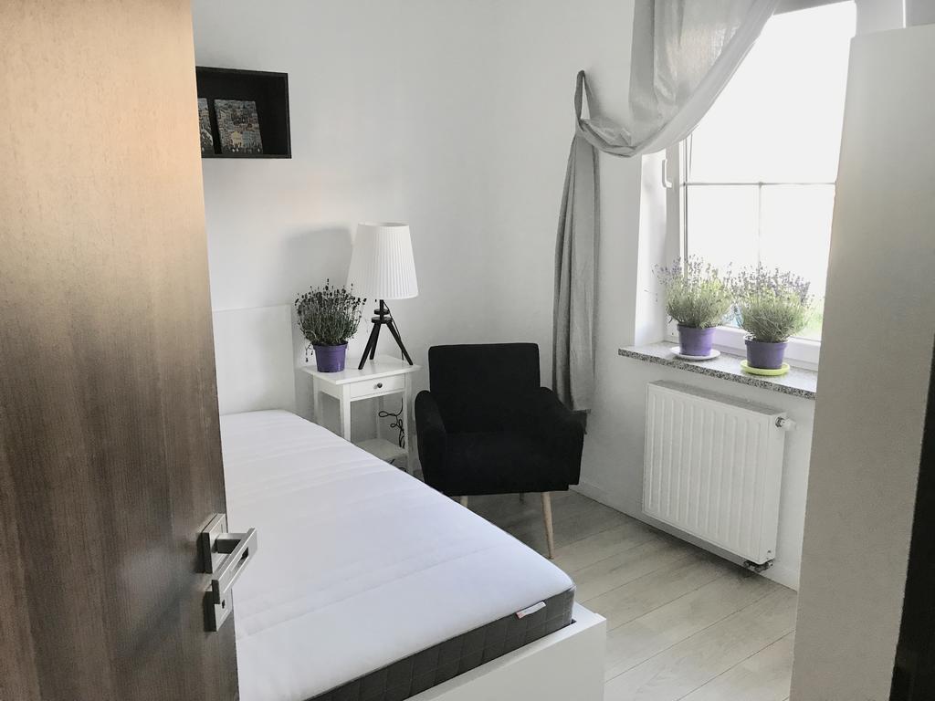 Apartament Lavender シレーム エクステリア 写真