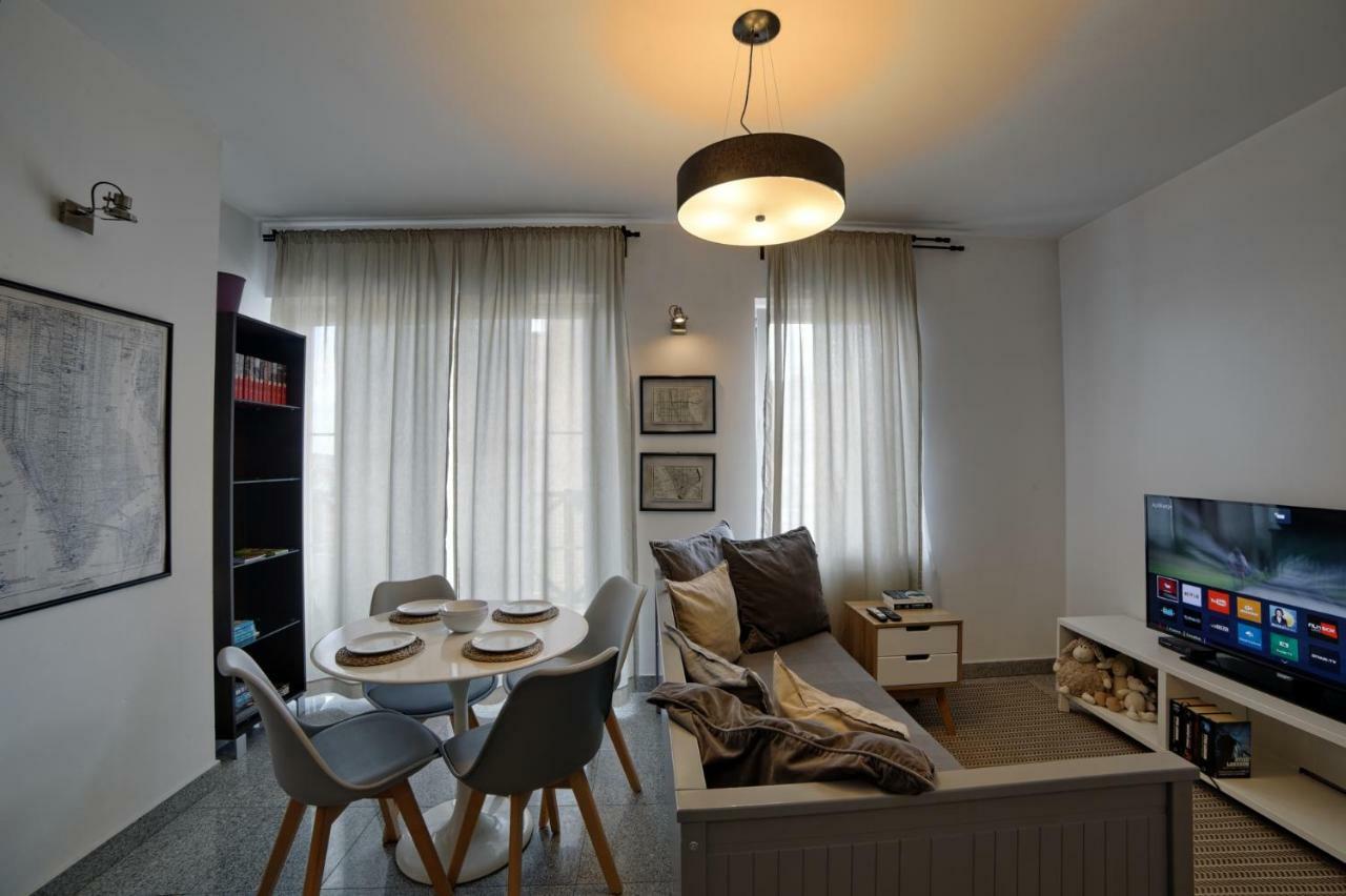 Apartament Lavender シレーム エクステリア 写真